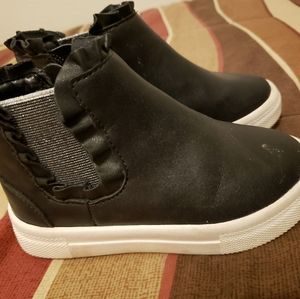 Black boots, size 9c